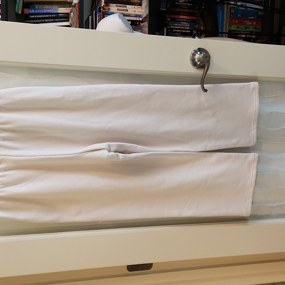 NWT UGG Beige Keyla Sweatpant - Picture 5 of 5